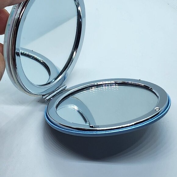 Last one Brand New Blue Flower Compact Double Sided Mirror - Picture 3 of 4